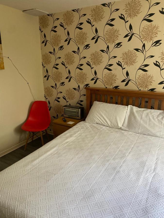 La Mansion Bed & Breakfast Wednesbury Exterior foto